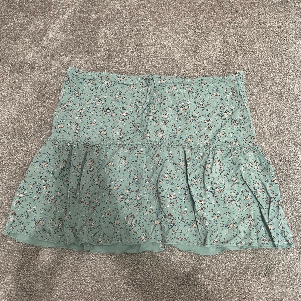 Brandy melville skirt